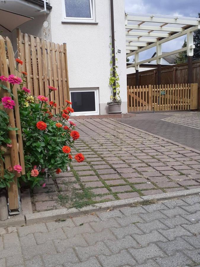 Zimmer Frei 2 Wiesbaden Bagian luar foto